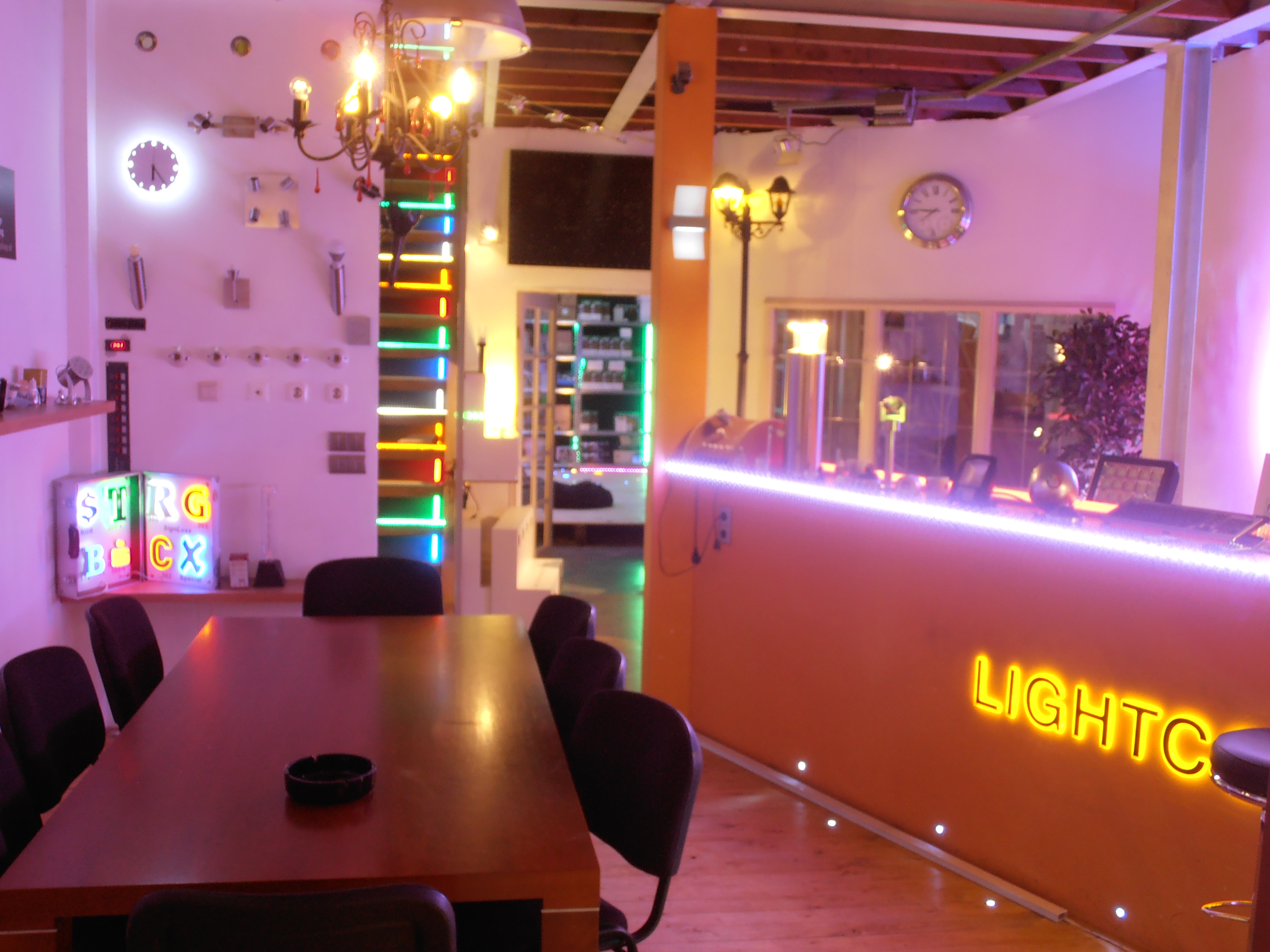 Led verlichting Soest heeft 2 verdiepingen showroom
